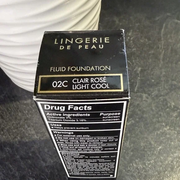 NEW Guerlain Lingerie De Peau 02C Natural Perfection Foundation SPF 20 RETIRED